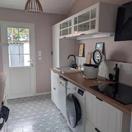 Holiday home Le Secret Des Huttes *